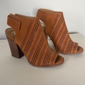 Giani Bini Open-Toe ankle boots